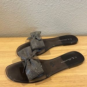 Very cute sandals